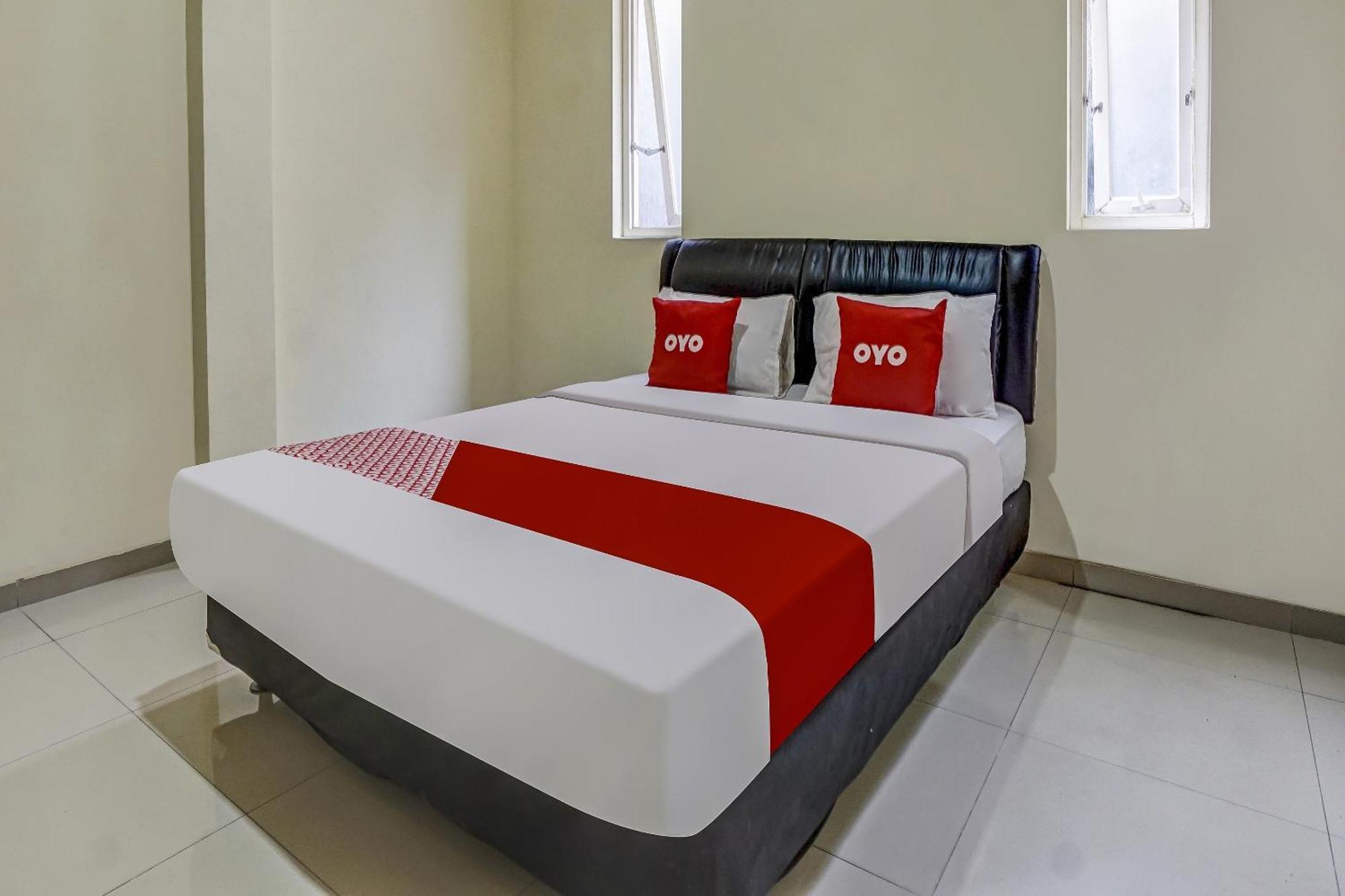 OYO 91084 Oke Guest House Malang Extérieur photo