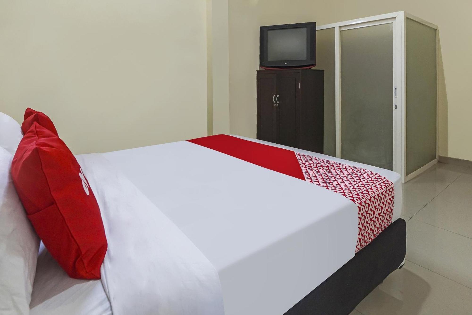 OYO 91084 Oke Guest House Malang Extérieur photo